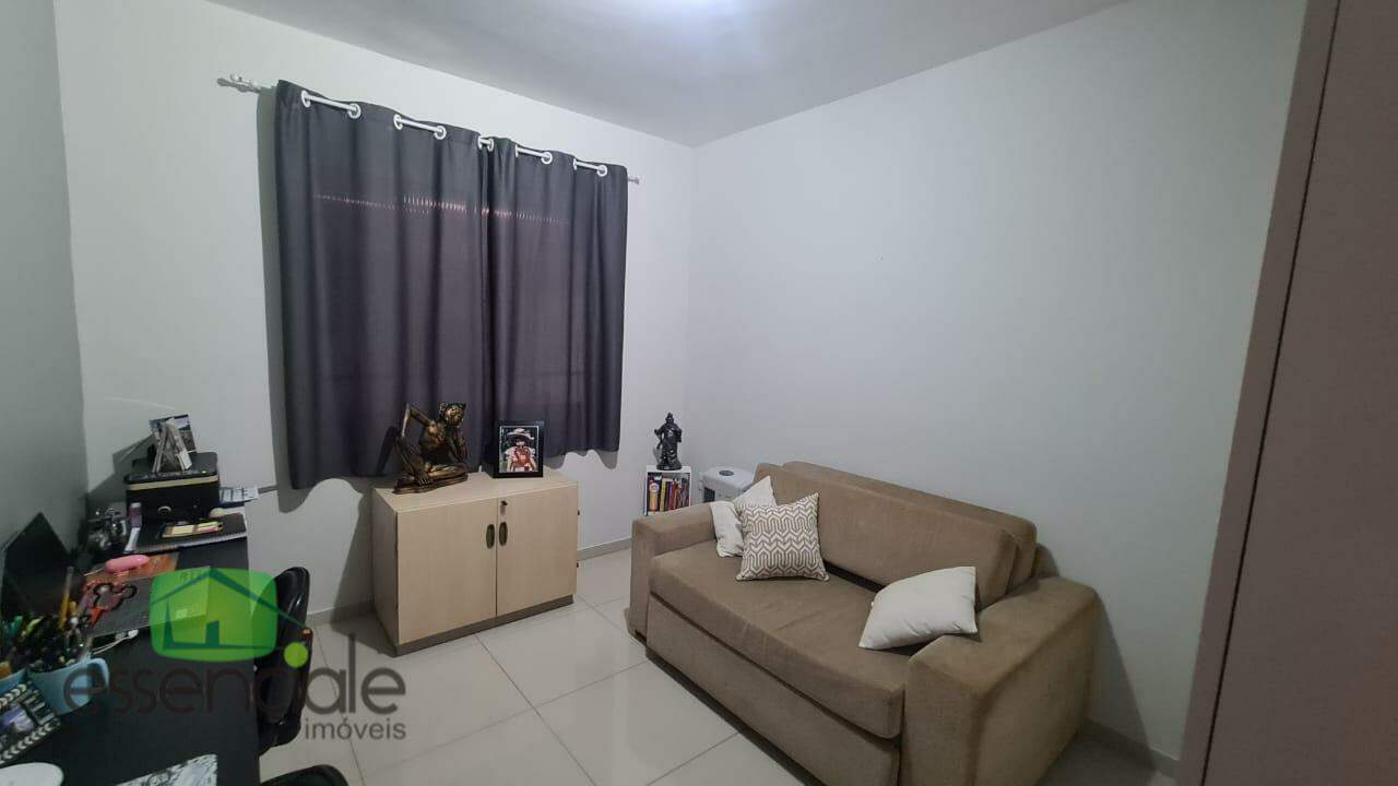 Casa à venda com 3 quartos, 200m² - Foto 21