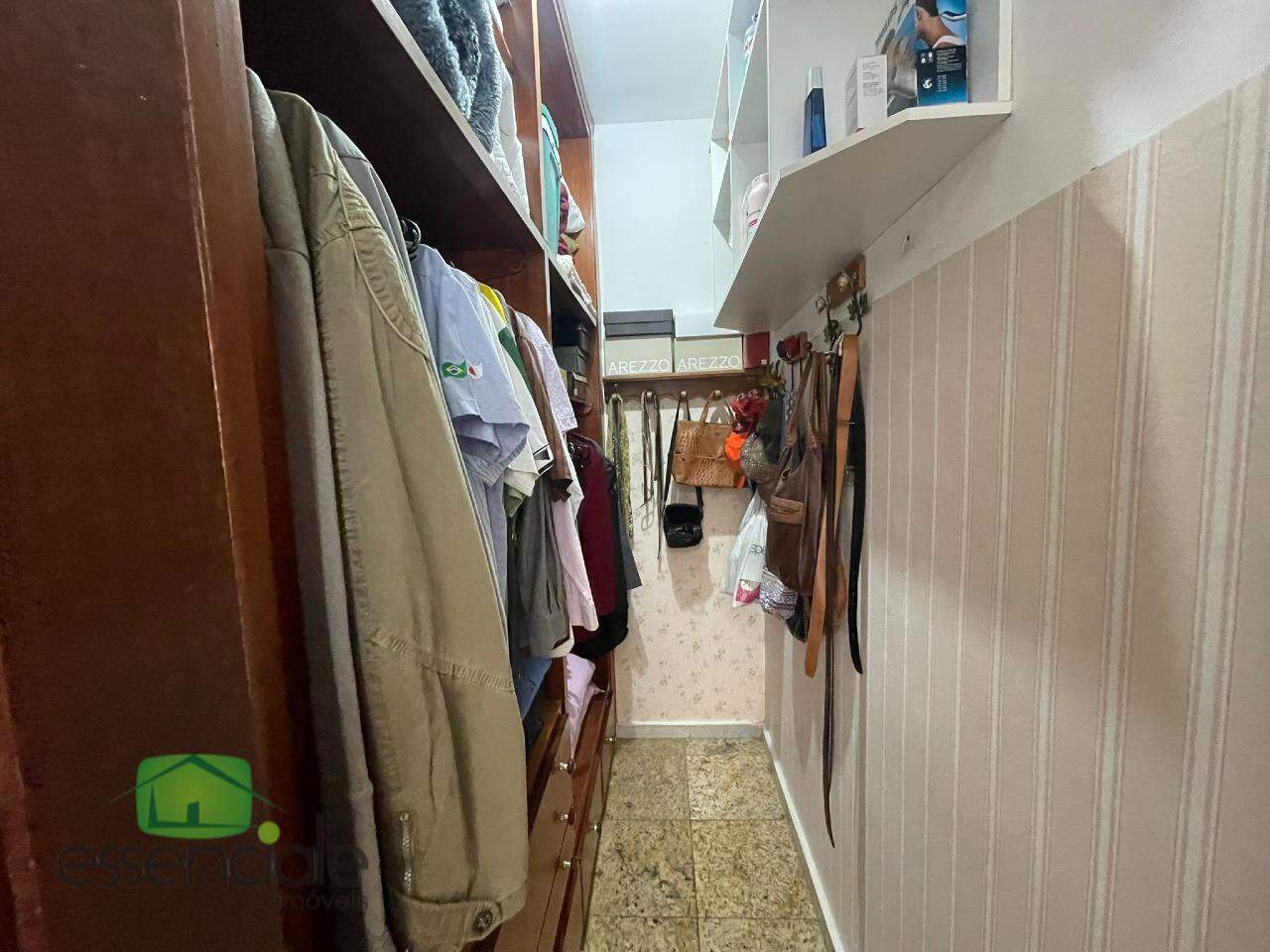 Apartamento à venda com 4 quartos, 146m² - Foto 21