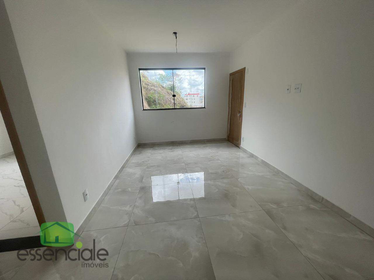 Apartamento à venda com 3 quartos, 80m² - Foto 4