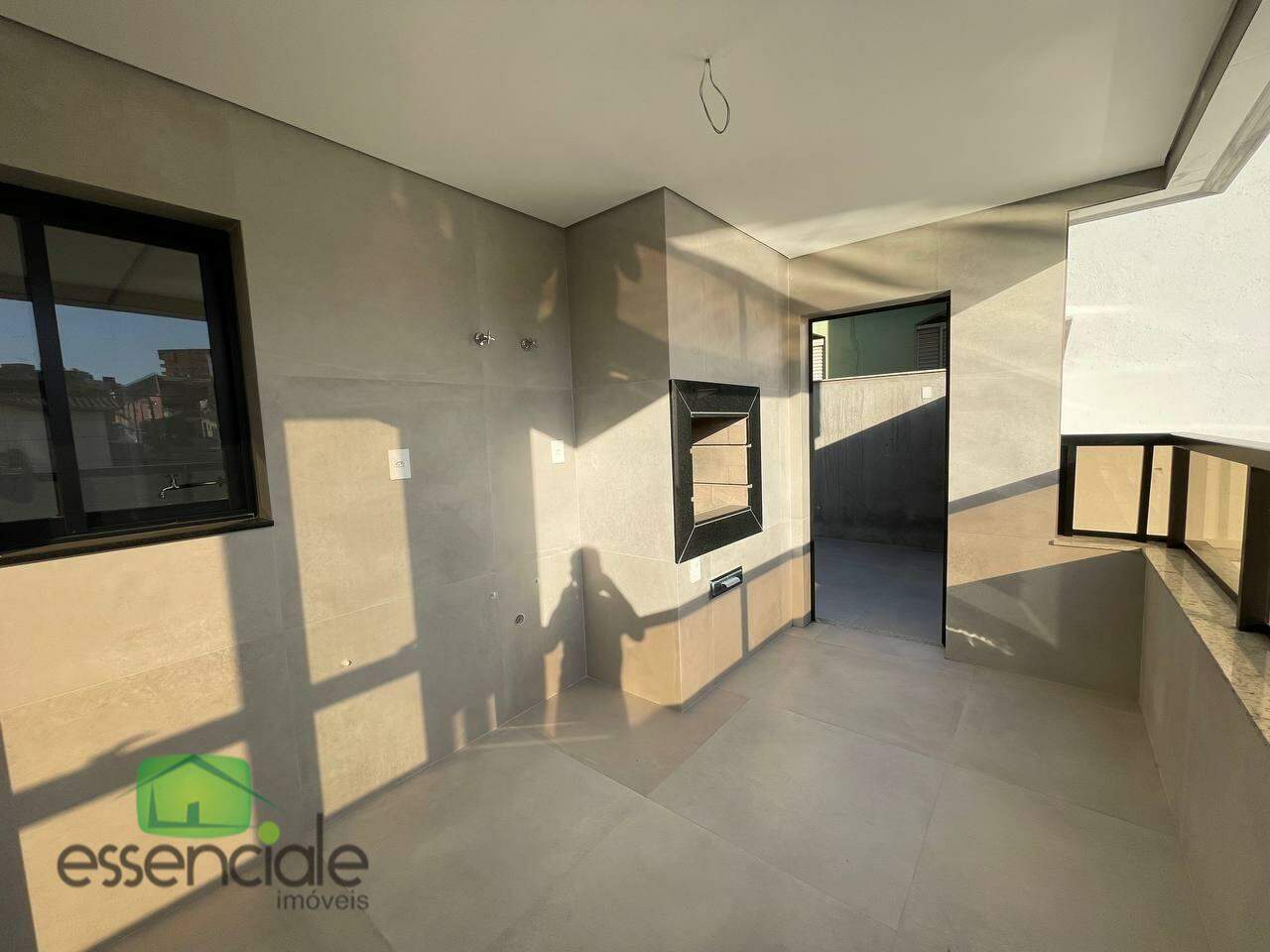 Apartamento à venda com 3 quartos, 310m² - Foto 1