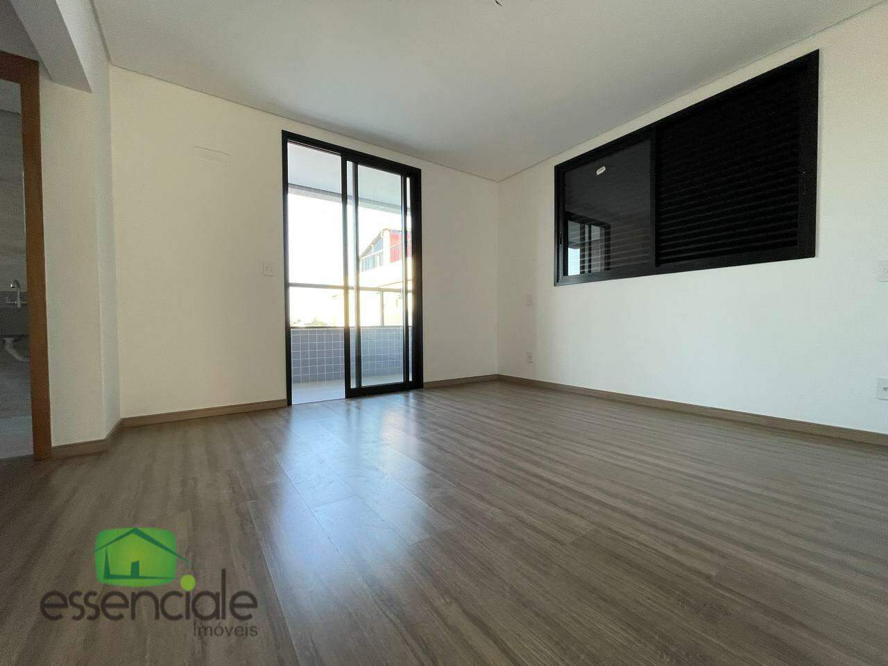 Apartamento à venda com 3 quartos, 310m² - Foto 18