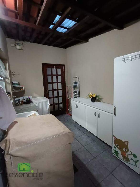 Casa à venda com 4 quartos, 360m² - Foto 22