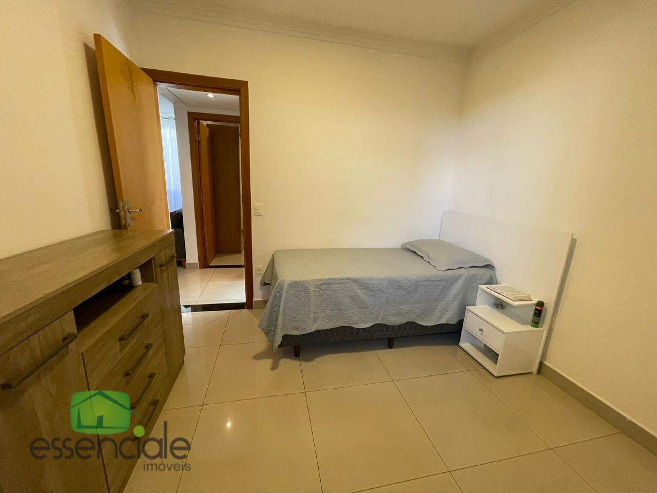 Apartamento à venda com 2 quartos, 77m² - Foto 5