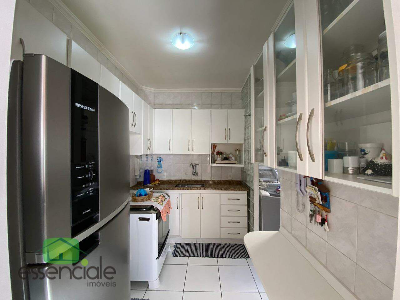 Apartamento à venda com 3 quartos, 64m² - Foto 14