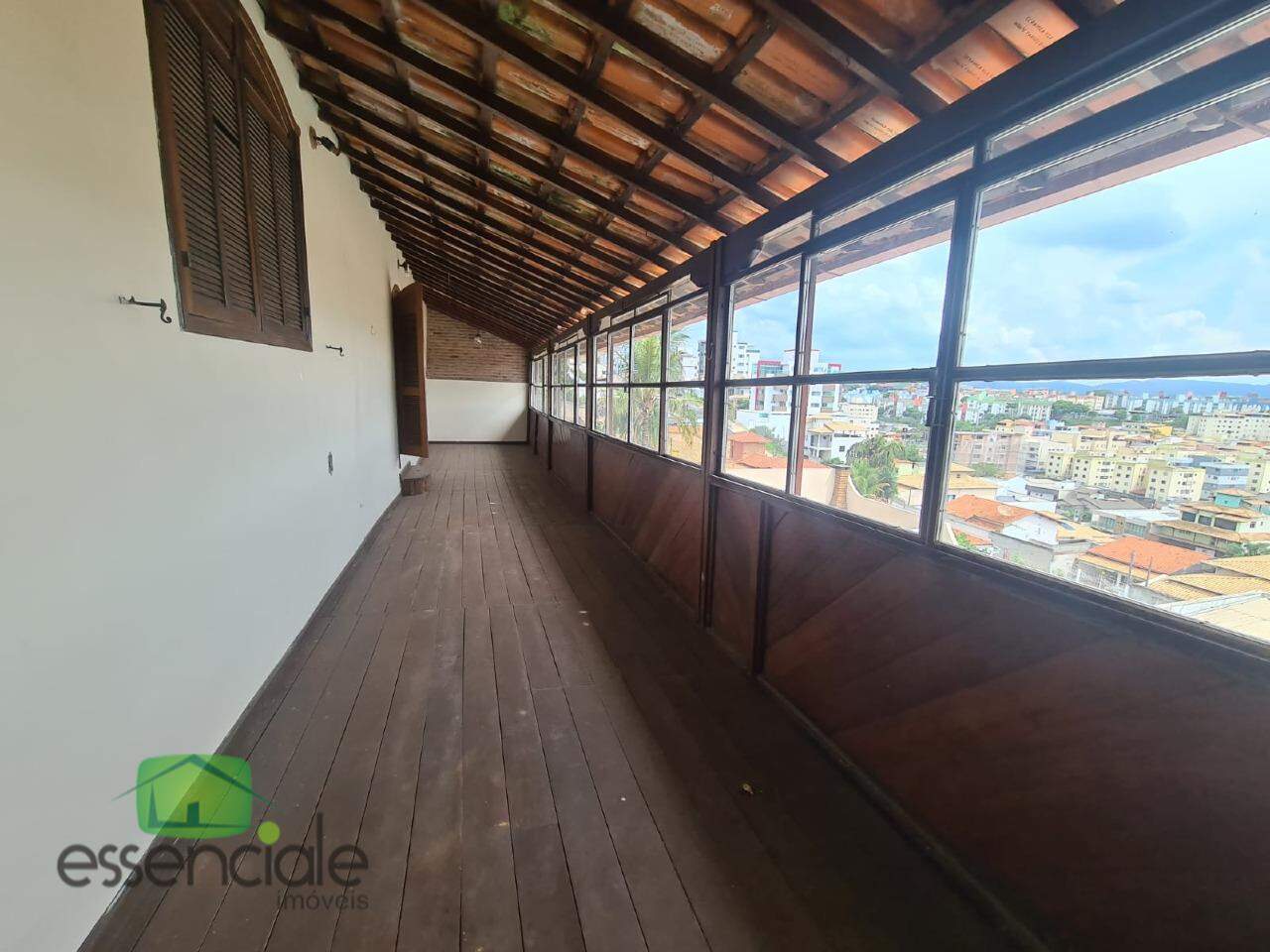 Casa à venda com 3 quartos, 360m² - Foto 14