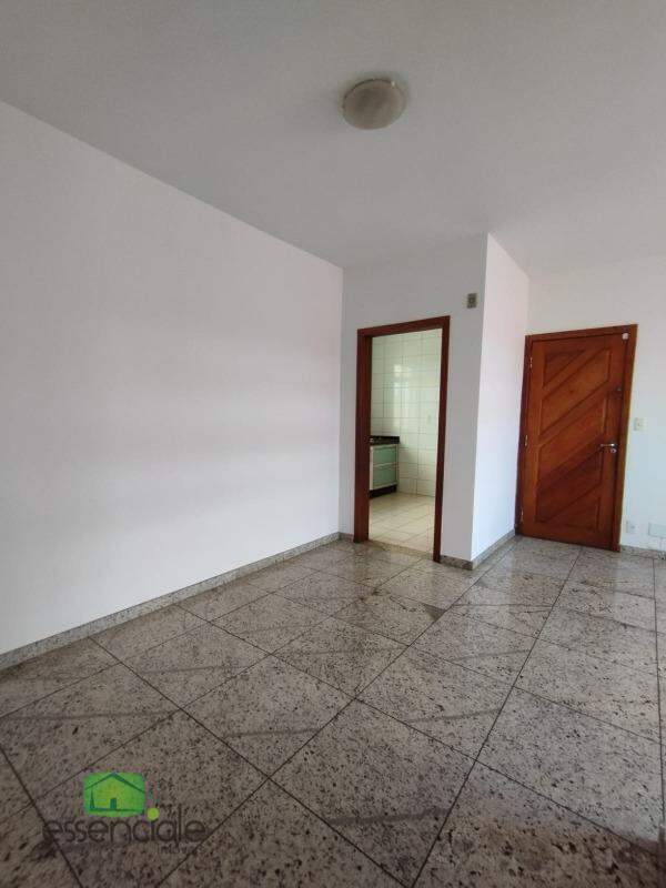 Apartamento à venda com 3 quartos, 85m² - Foto 3