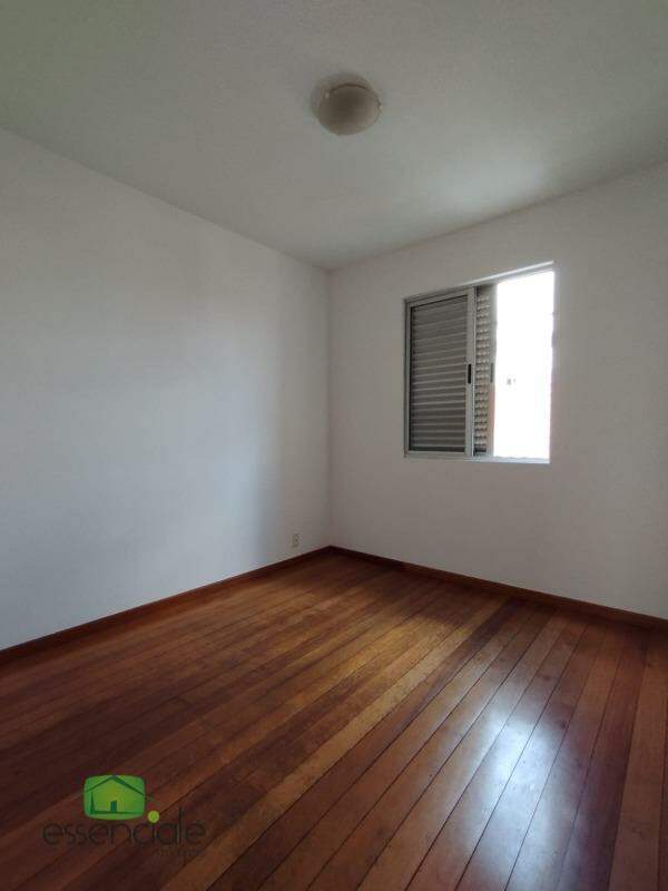 Apartamento à venda com 3 quartos, 85m² - Foto 13