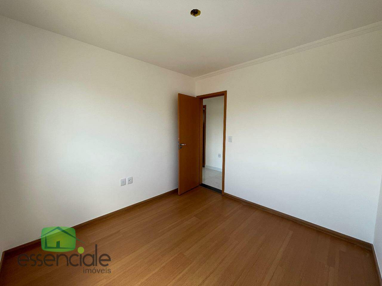Apartamento à venda com 3 quartos, 77m² - Foto 15