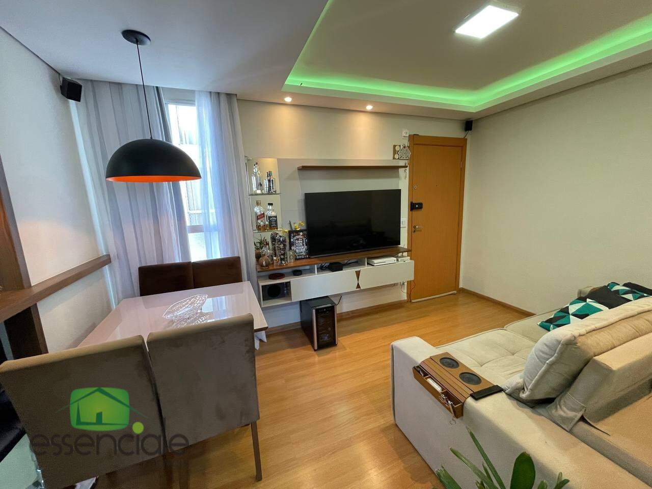 Apartamento à venda com 2 quartos, 45m² - Foto 3