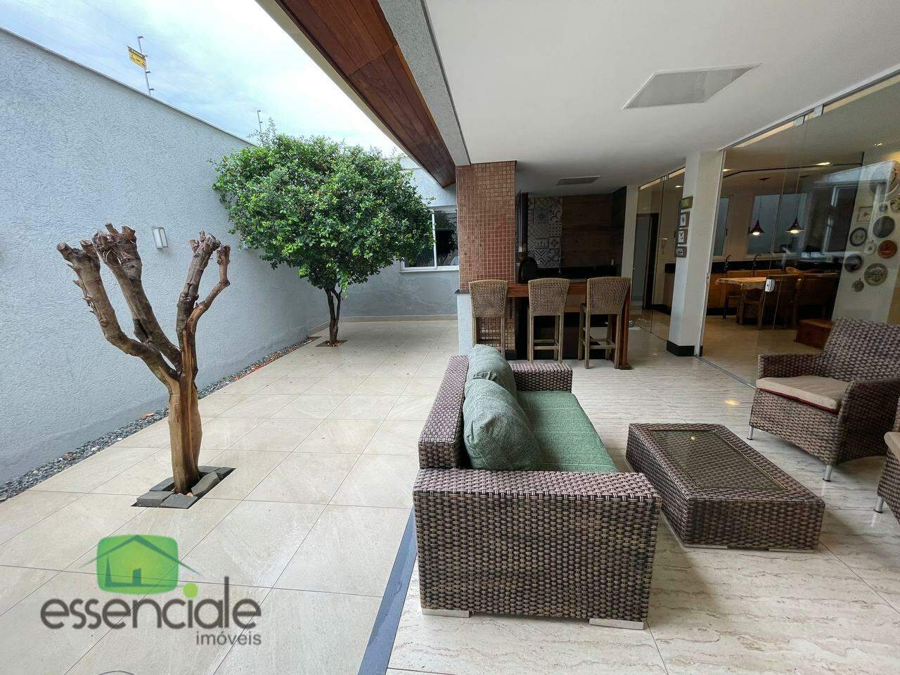 Casa de Condomínio à venda com 4 quartos, 318m² - Foto 10