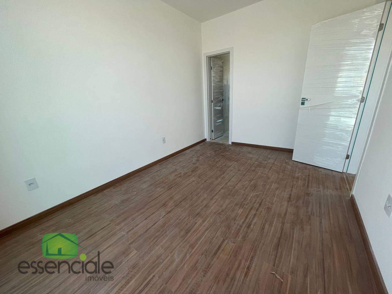 Casa à venda com 3 quartos, 110m² - Foto 11