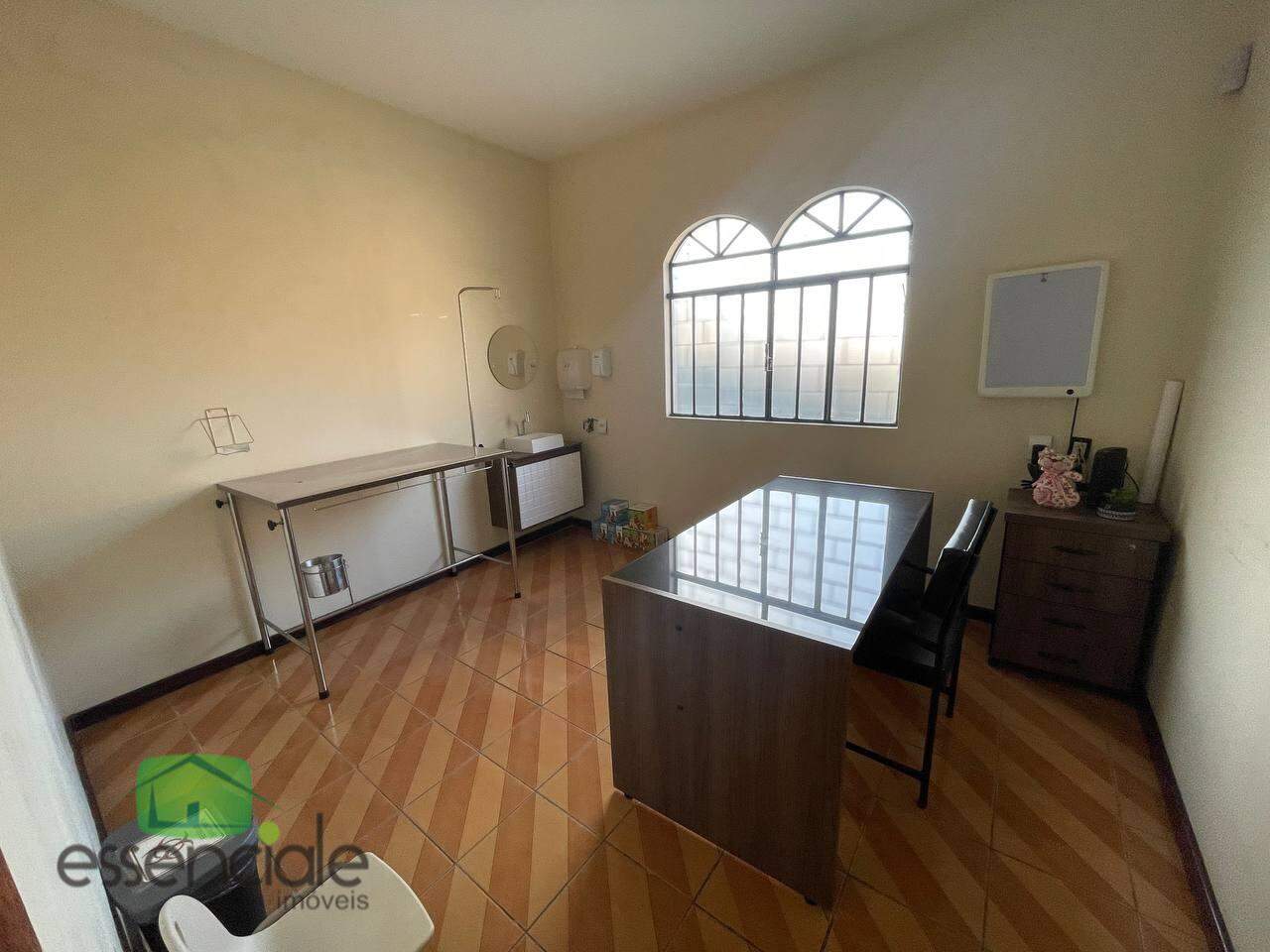 Loja-Salão para alugar com 4 quartos, 200m² - Foto 6