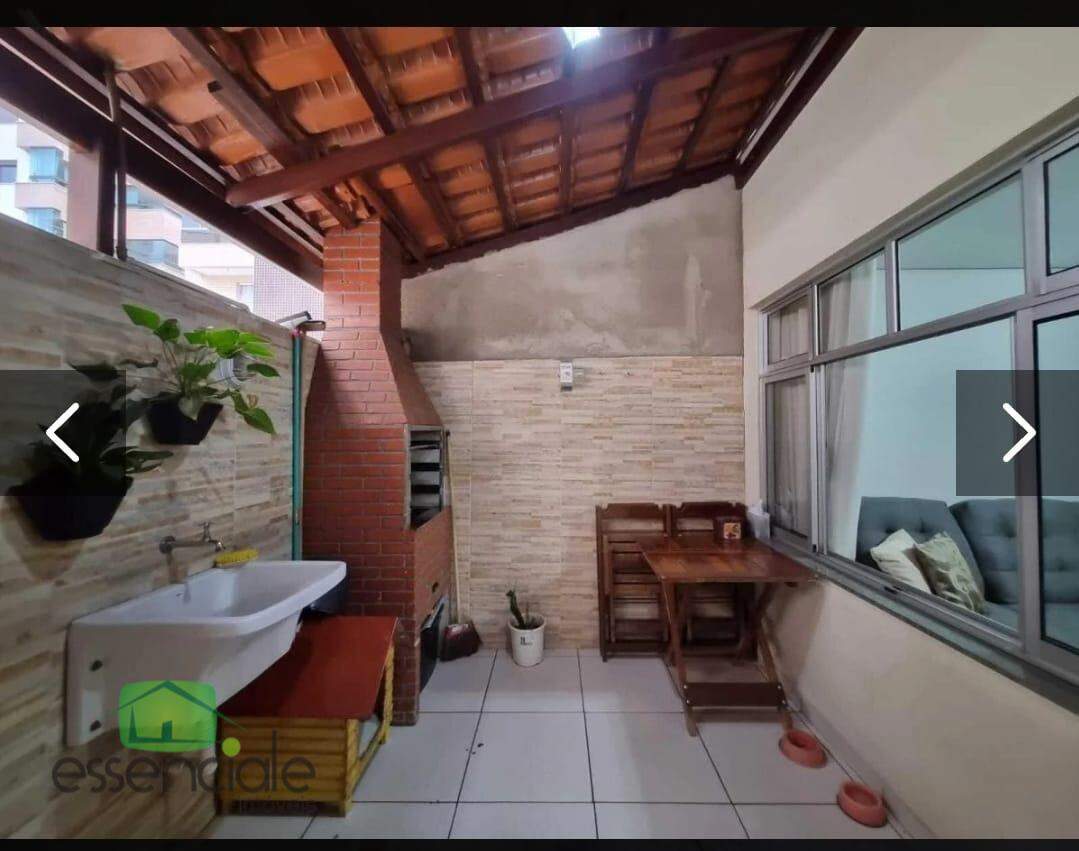 Casa à venda com 2 quartos, 75m² - Foto 4