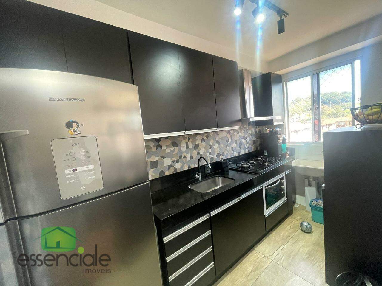 Apartamento à venda com 2 quartos, 47m² - Foto 4