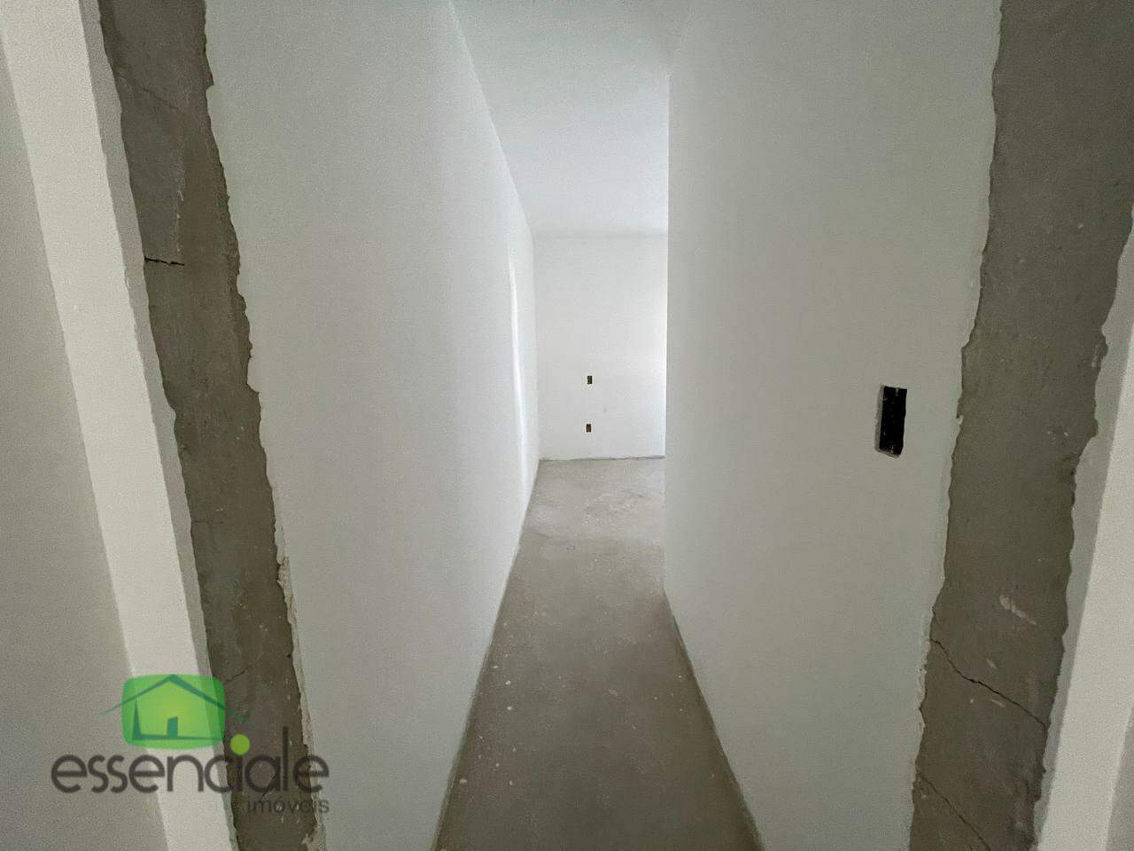 Apartamento à venda com 2 quartos, 62m² - Foto 8