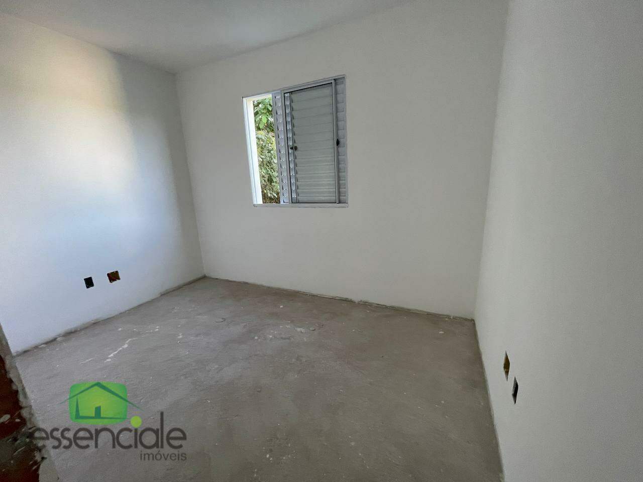 Apartamento à venda com 2 quartos, 62m² - Foto 7