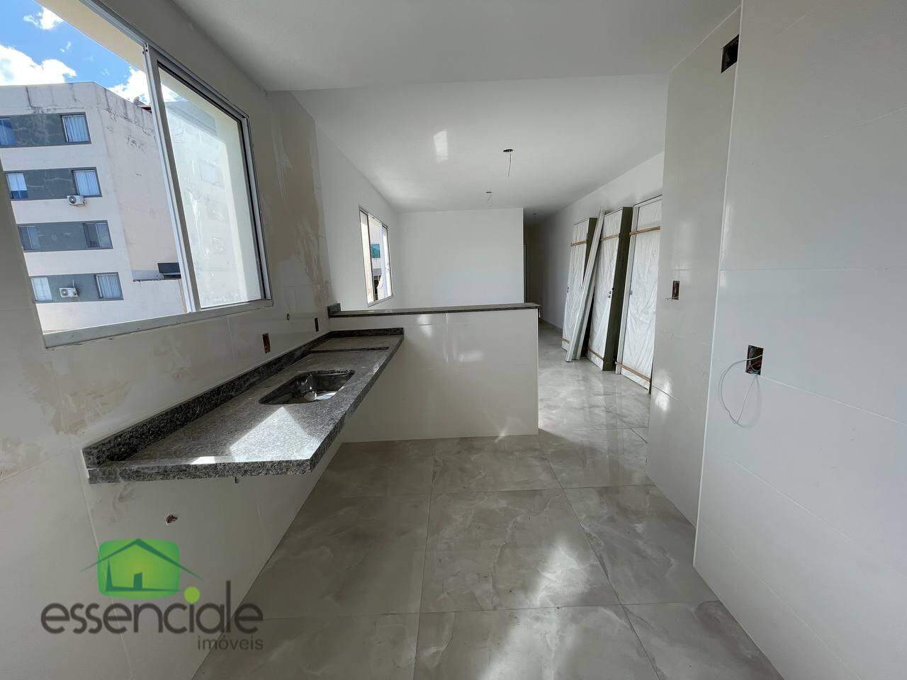 Apartamento à venda com 2 quartos, 62m² - Foto 12