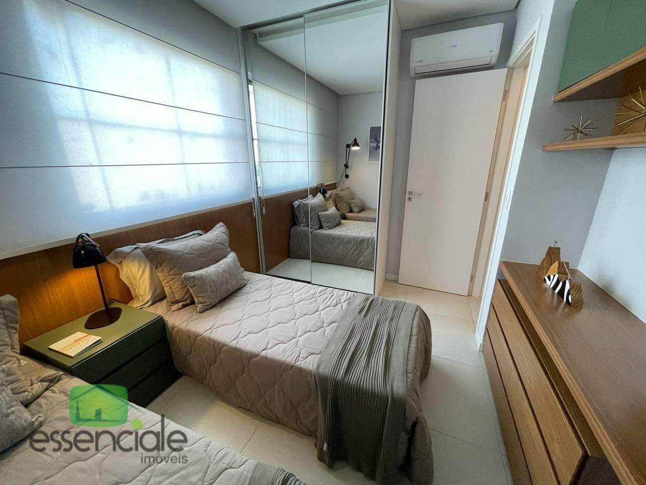 Apartamento à venda com 2 quartos, 52m² - Foto 17