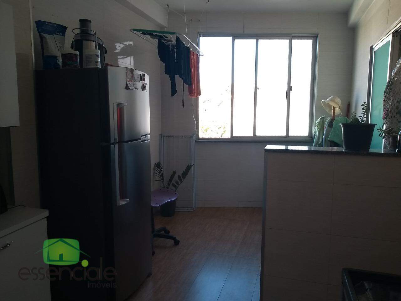 Apartamento à venda com 2 quartos, 70m² - Foto 18