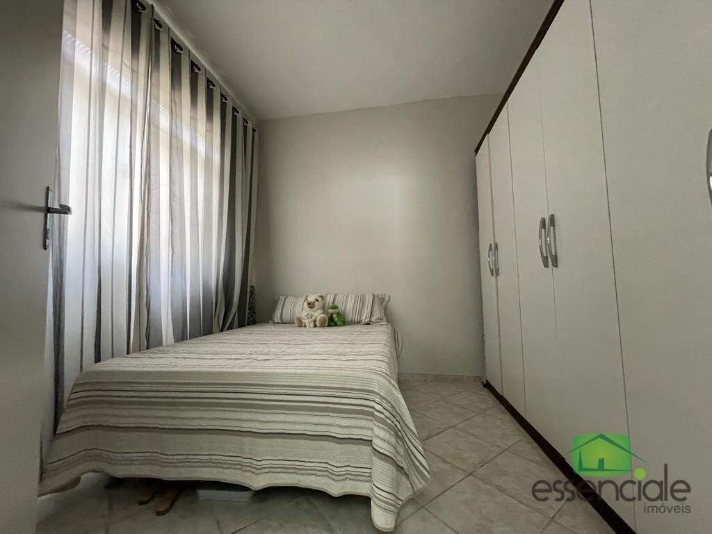 Casa para alugar com 2 quartos, 115m² - Foto 11