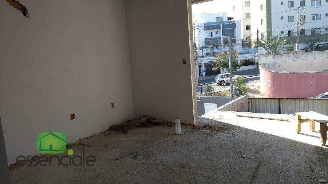 Casa à venda com 3 quartos, 180m² - Foto 17