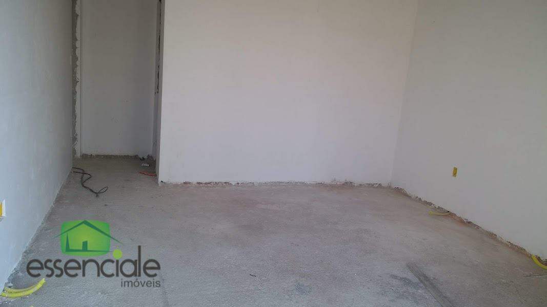 Casa à venda com 3 quartos, 180m² - Foto 18