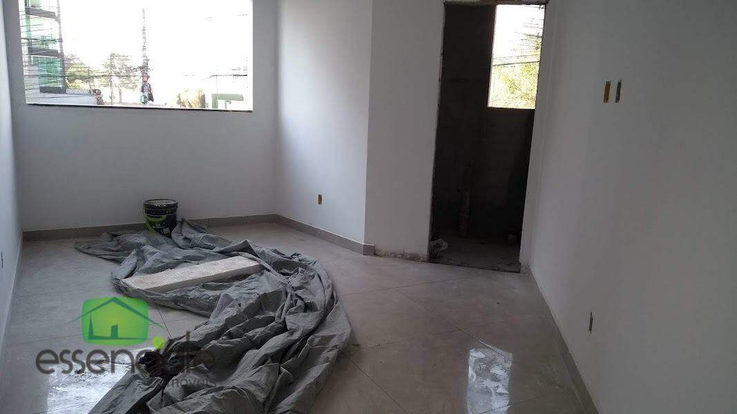 Casa à venda com 2 quartos, 150m² - Foto 12