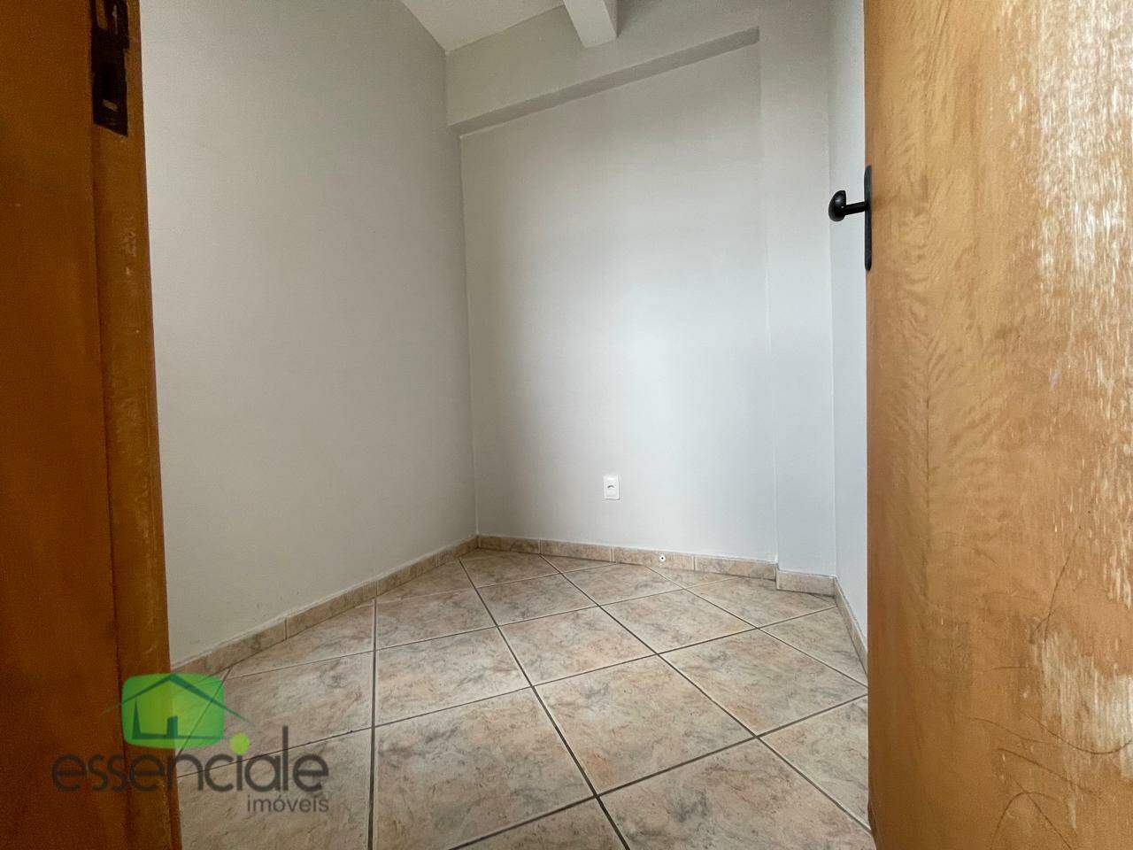 Apartamento à venda com 3 quartos, 75m² - Foto 15