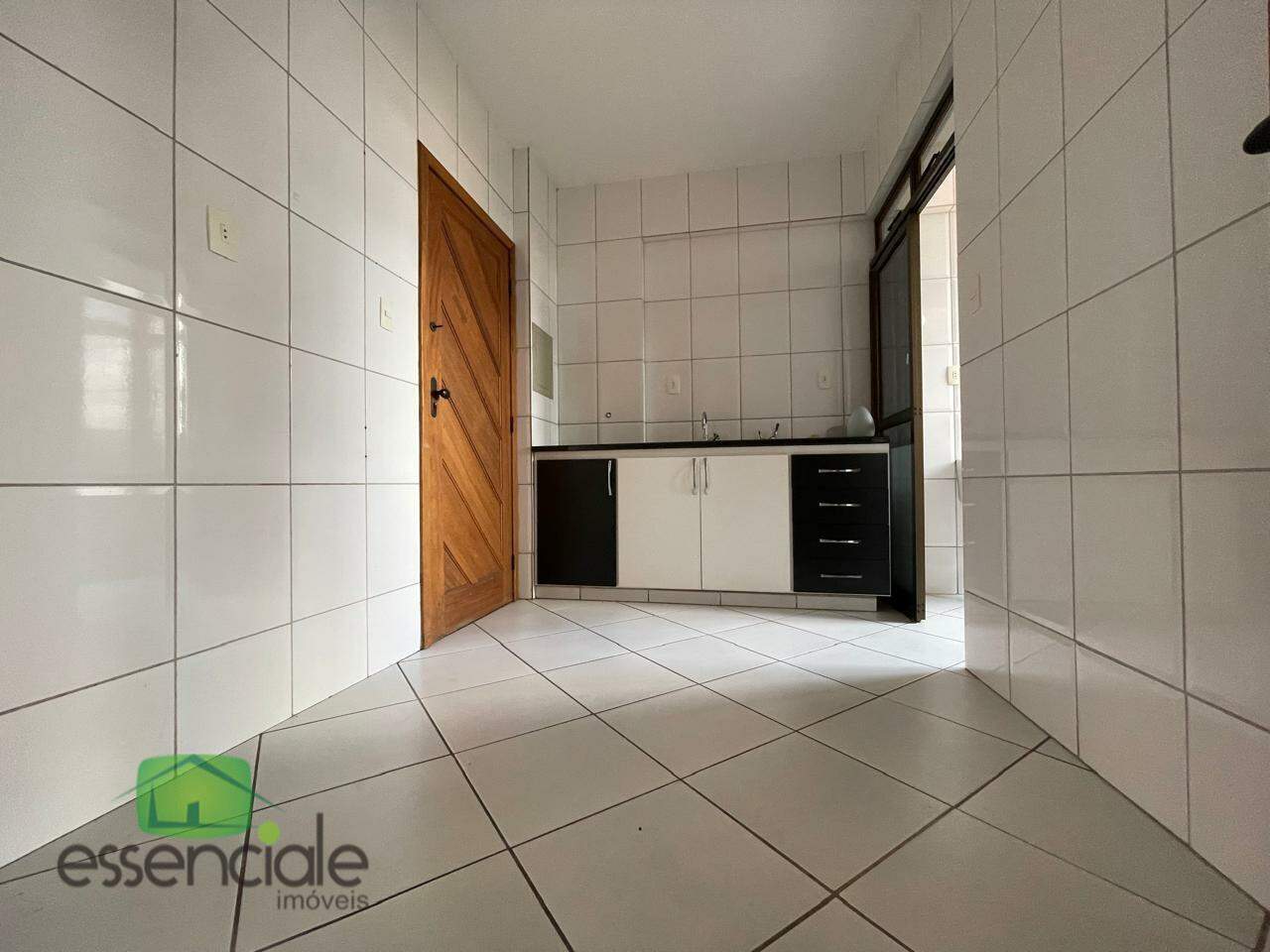 Apartamento à venda com 3 quartos, 75m² - Foto 13