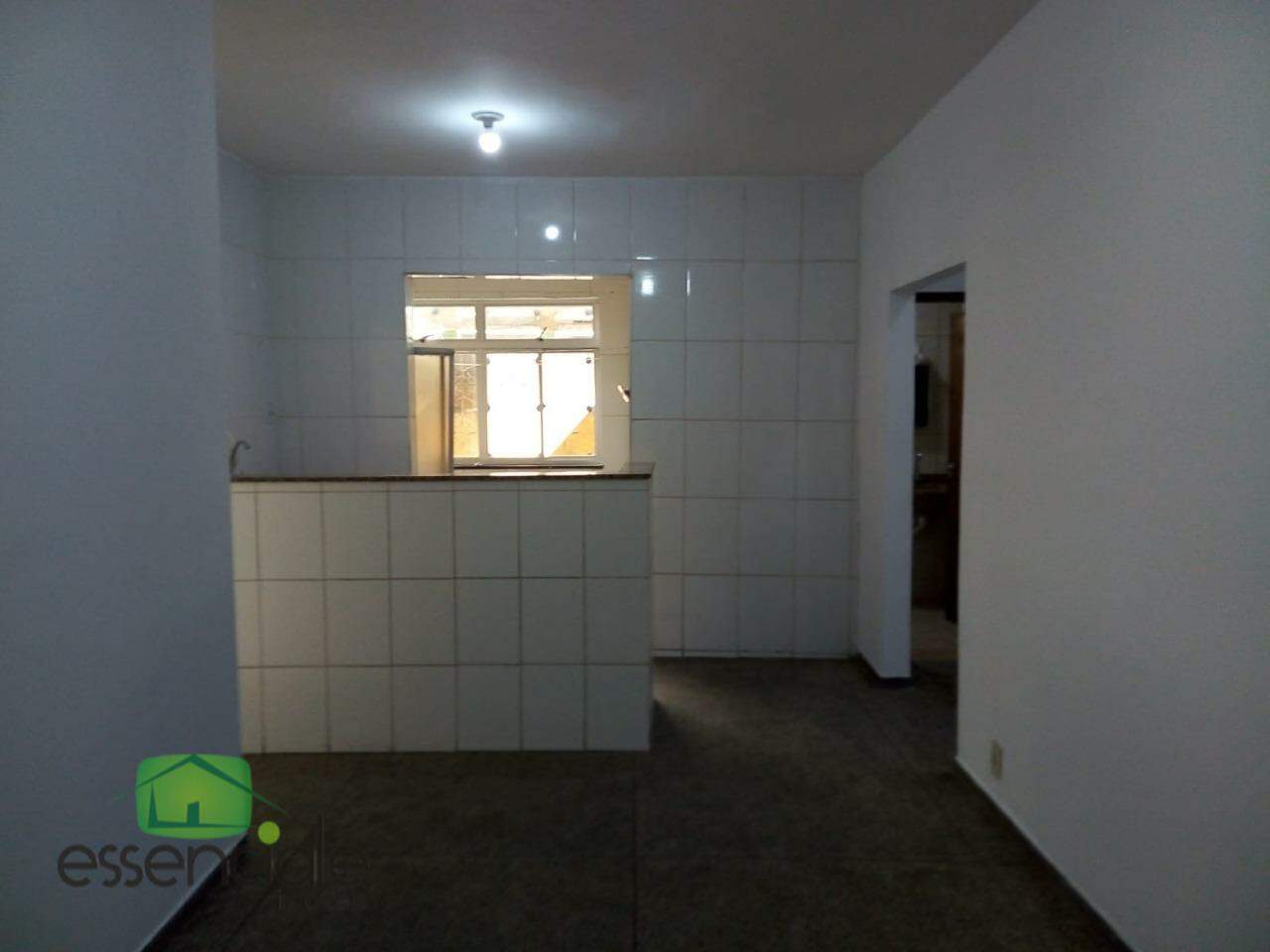 Apartamento para alugar com 3 quartos, 85m² - Foto 2