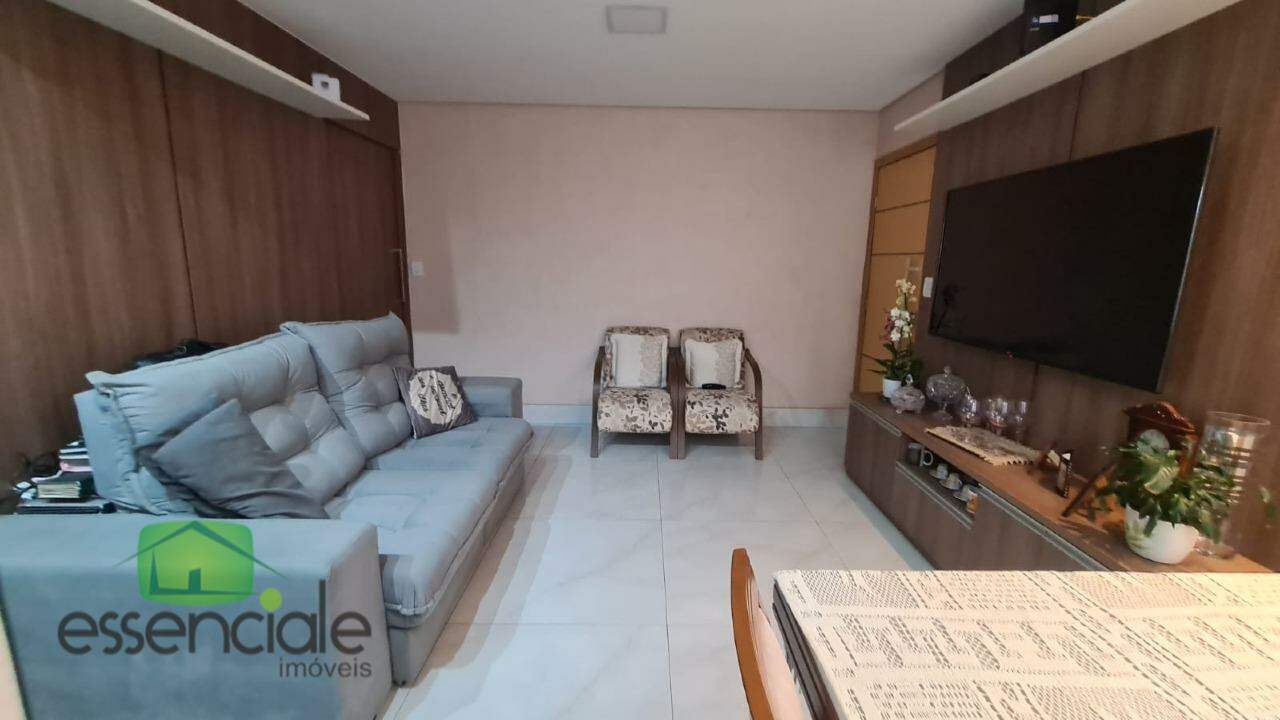 Apartamento à venda com 3 quartos, 75m² - Foto 4