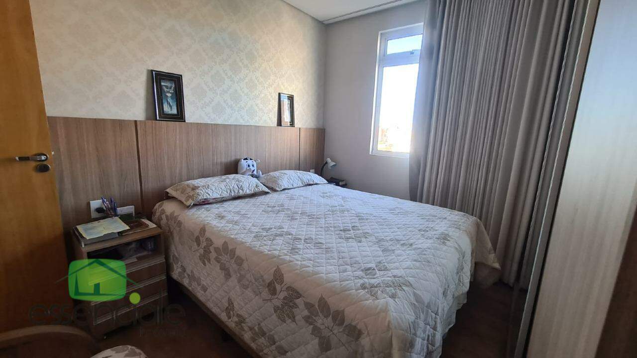 Apartamento à venda com 3 quartos, 75m² - Foto 12