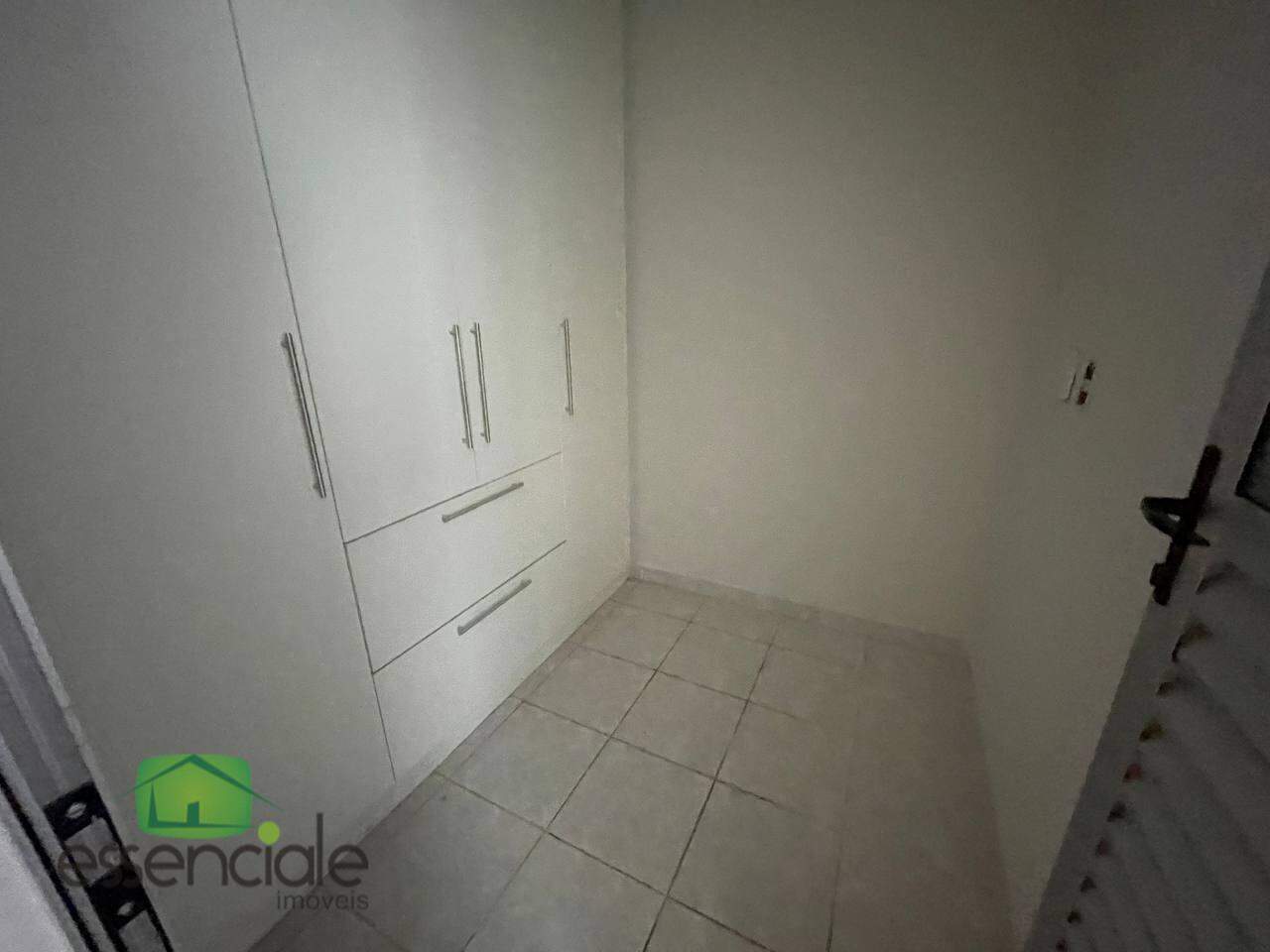 Apartamento à venda com 4 quartos, 139m² - Foto 14