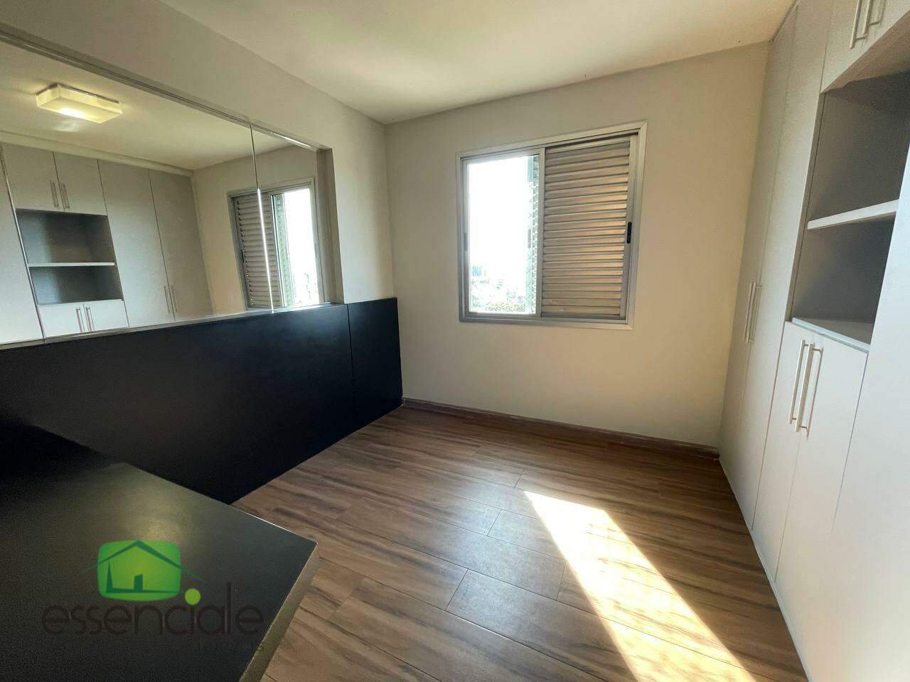 Apartamento à venda com 4 quartos, 139m² - Foto 20