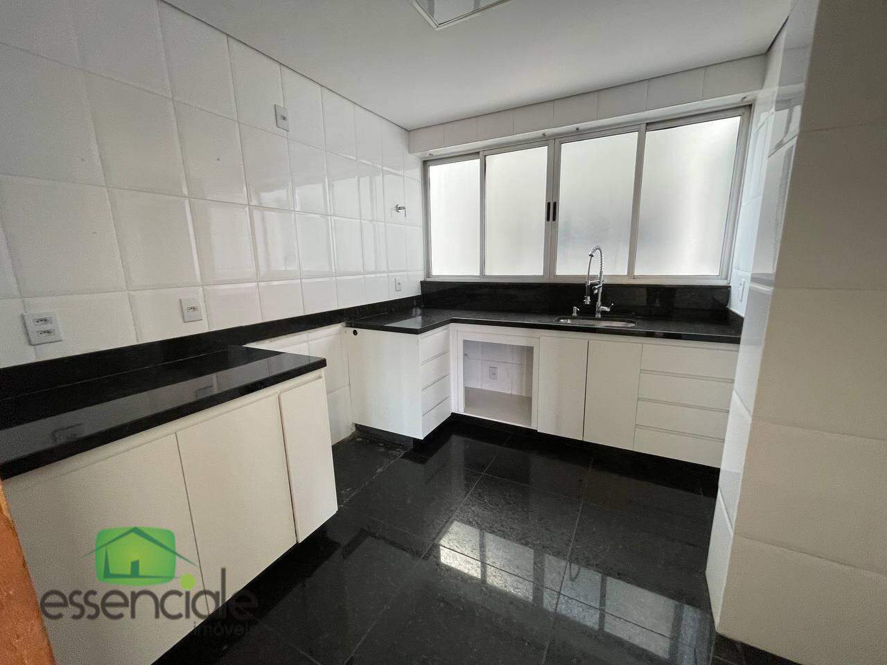 Apartamento à venda com 4 quartos, 139m² - Foto 10