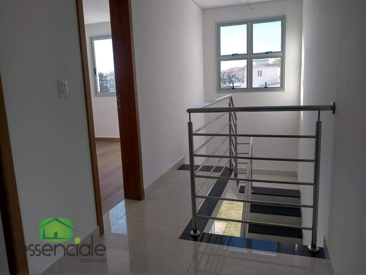 Casa à venda com 3 quartos, 154m² - Foto 11