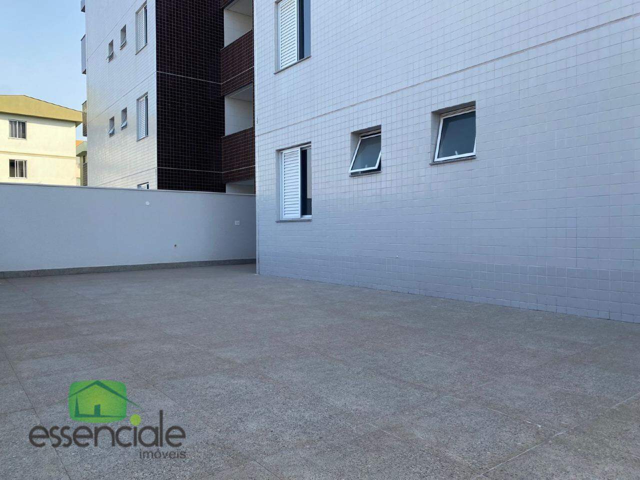 Apartamento à venda com 3 quartos, 166m² - Foto 1