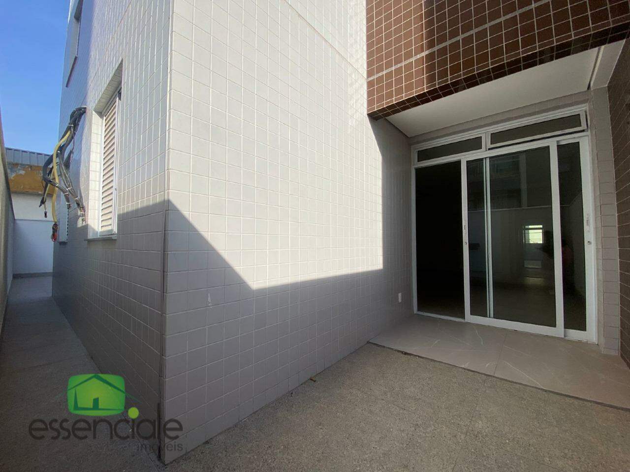 Apartamento à venda com 3 quartos, 166m² - Foto 4