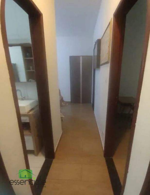 Apartamento à venda com 3 quartos, 110m² - Foto 3