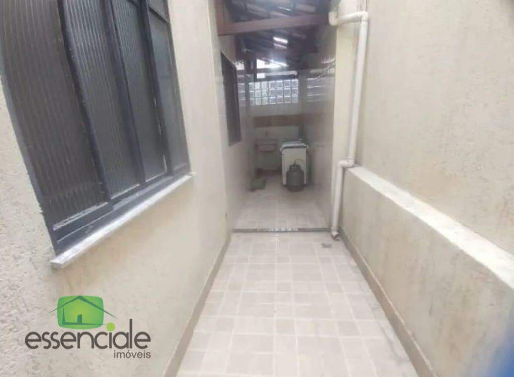 Apartamento à venda com 3 quartos, 110m² - Foto 18