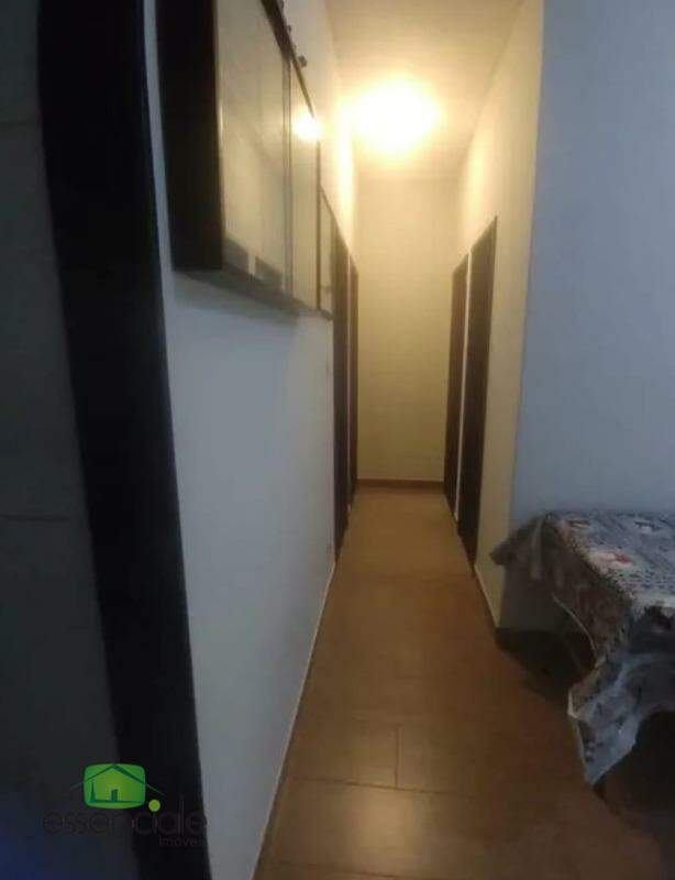 Apartamento à venda com 3 quartos, 110m² - Foto 1