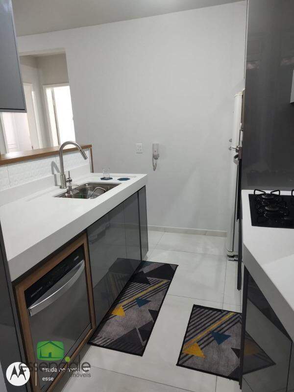 Apartamento à venda com 2 quartos, 68m² - Foto 16