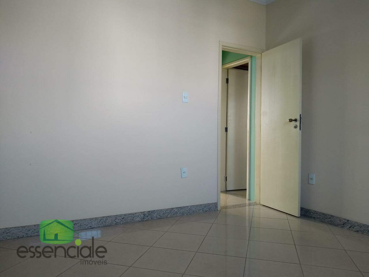 Casa à venda com 3 quartos, 156m² - Foto 23