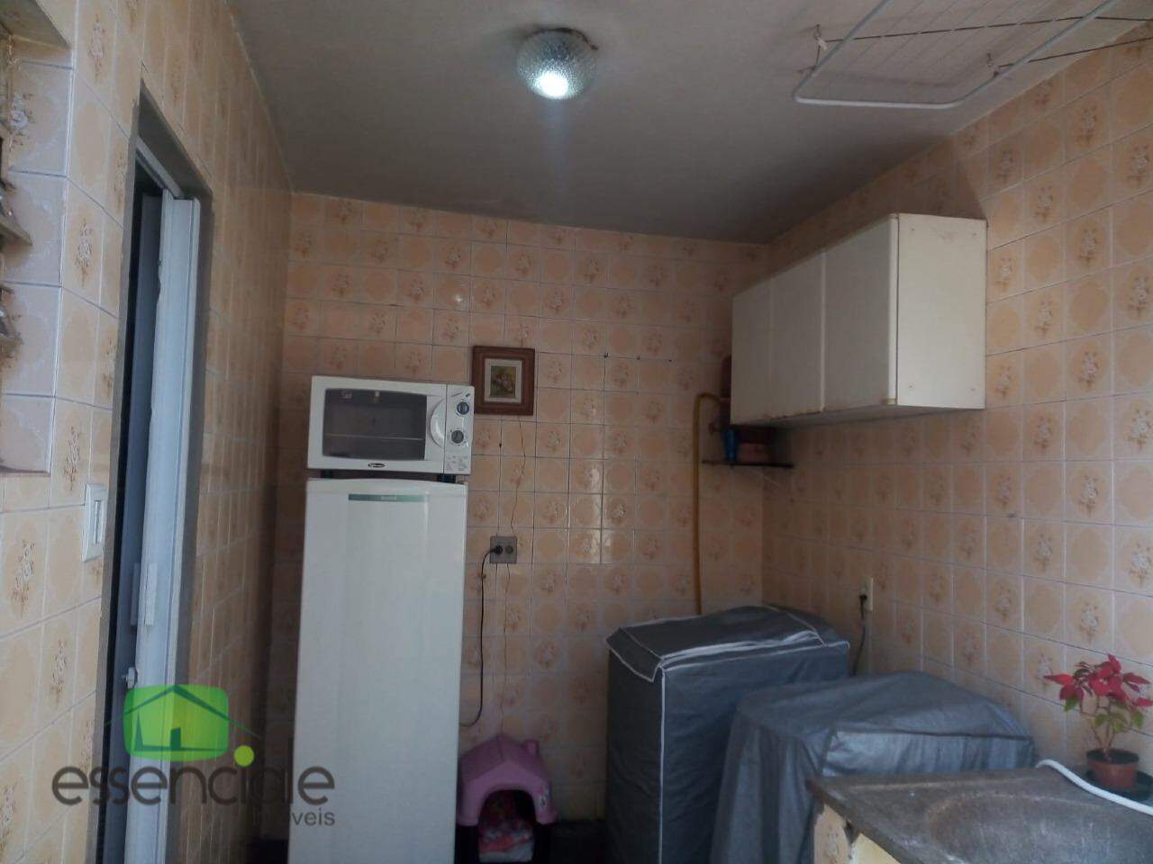 Casa à venda com 5 quartos, 270m² - Foto 17