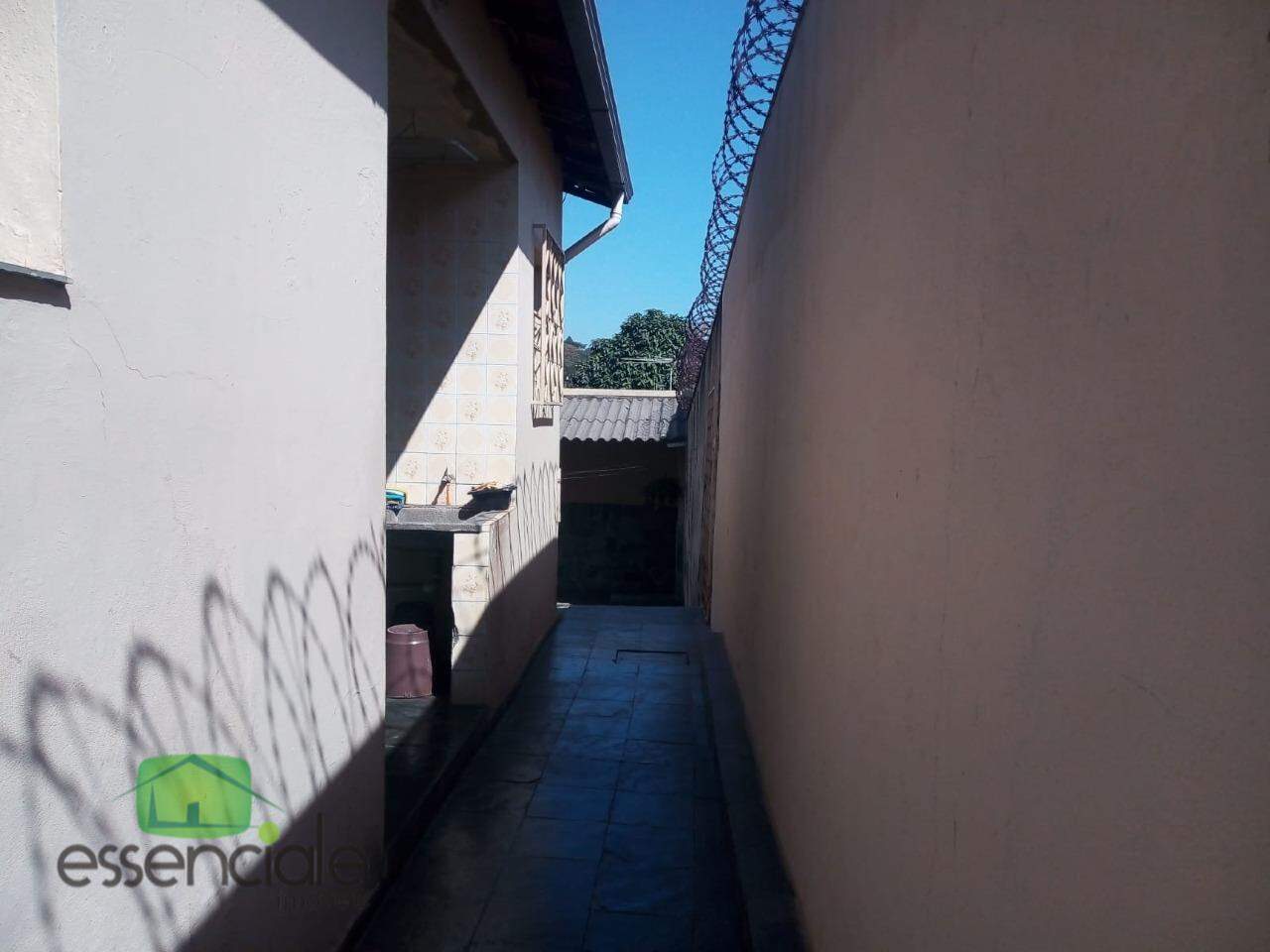 Casa à venda com 5 quartos, 270m² - Foto 18