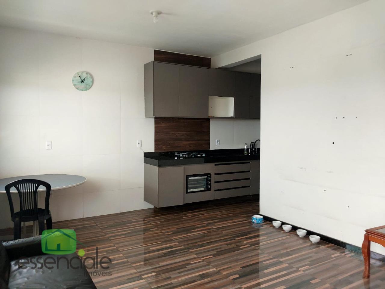 Casa à venda com 3 quartos, 100m² - Foto 3