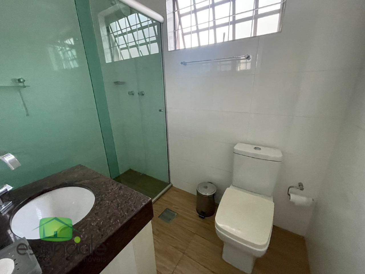 Casa para alugar com 4 quartos, 481m² - Foto 12