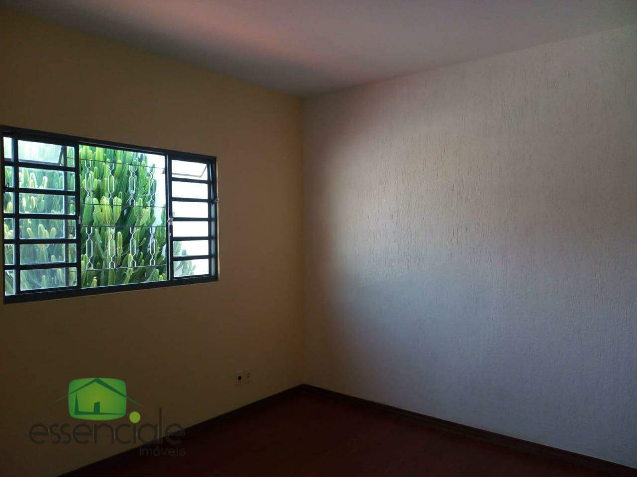 Casa para alugar com 2 quartos, 100m² - Foto 7