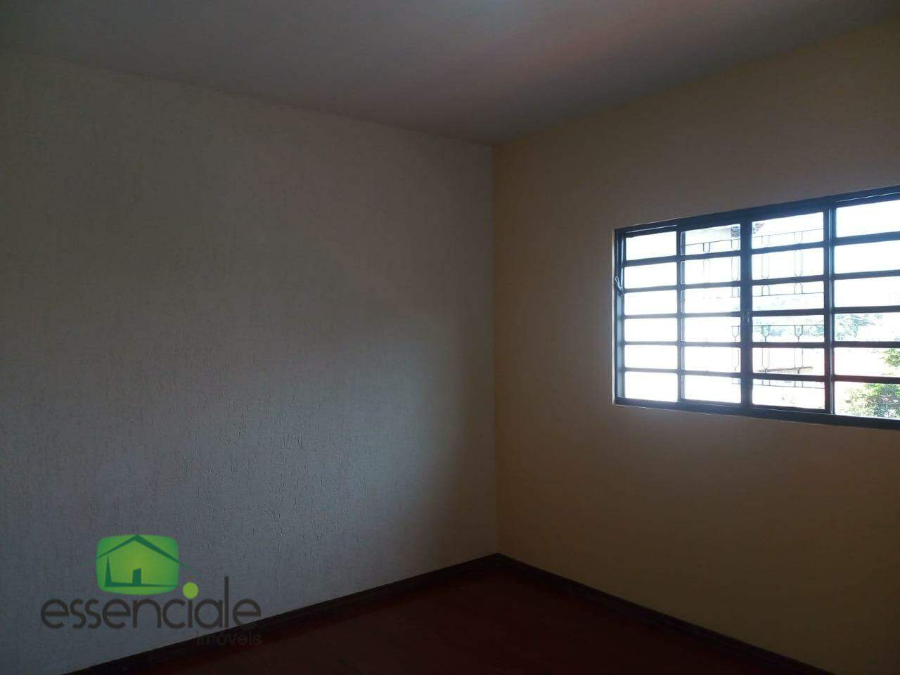 Casa para alugar com 2 quartos, 100m² - Foto 10