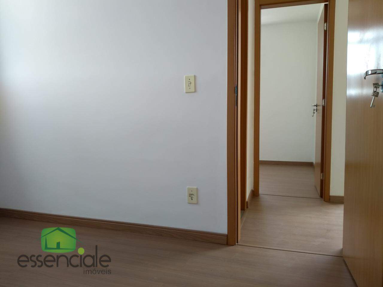 Apartamento à venda com 2 quartos, 45m² - Foto 3